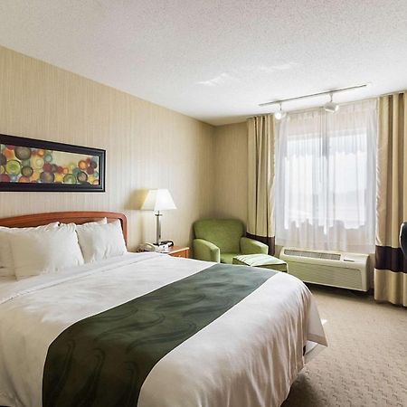 Quality Inn Marshall Mn Near University Екстериор снимка