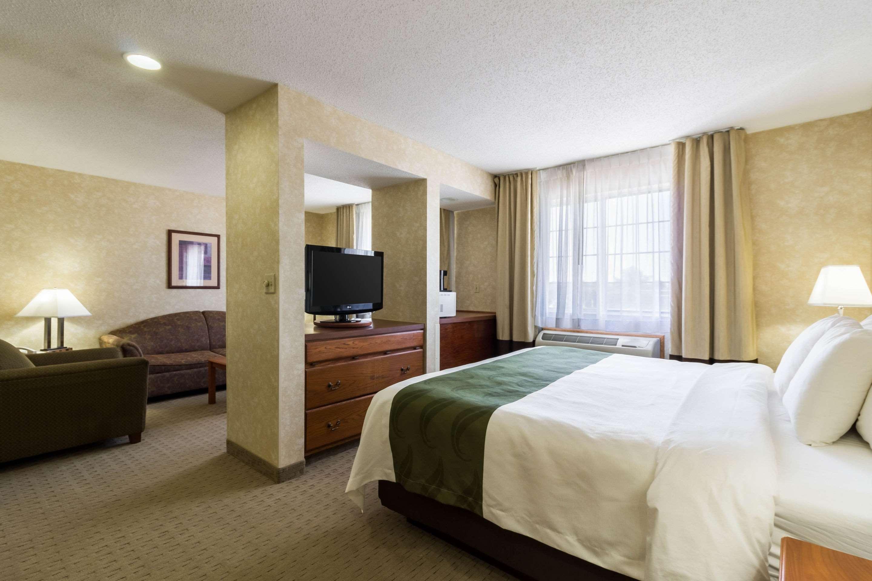 Quality Inn Marshall Mn Near University Екстериор снимка