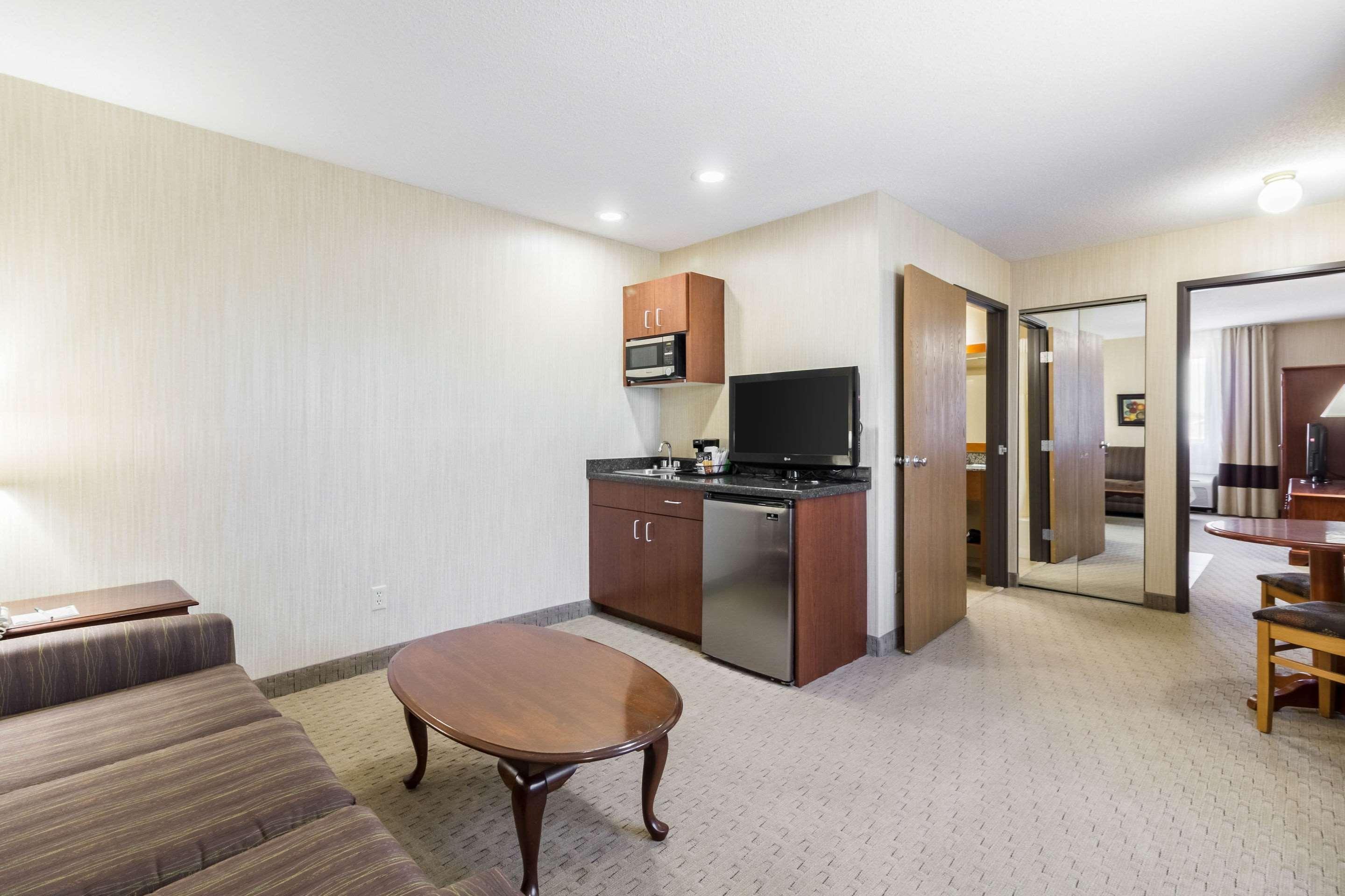 Quality Inn Marshall Mn Near University Екстериор снимка