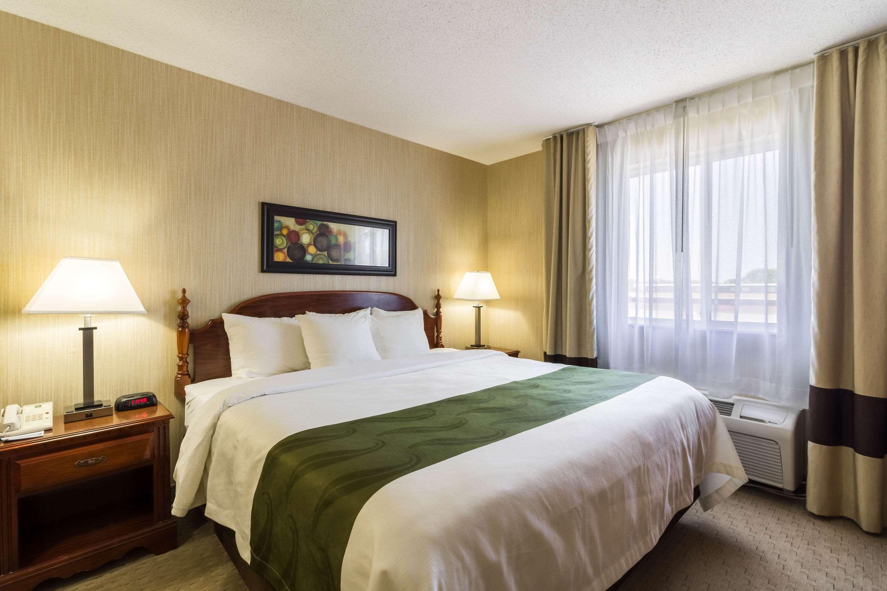 Quality Inn Marshall Mn Near University Екстериор снимка