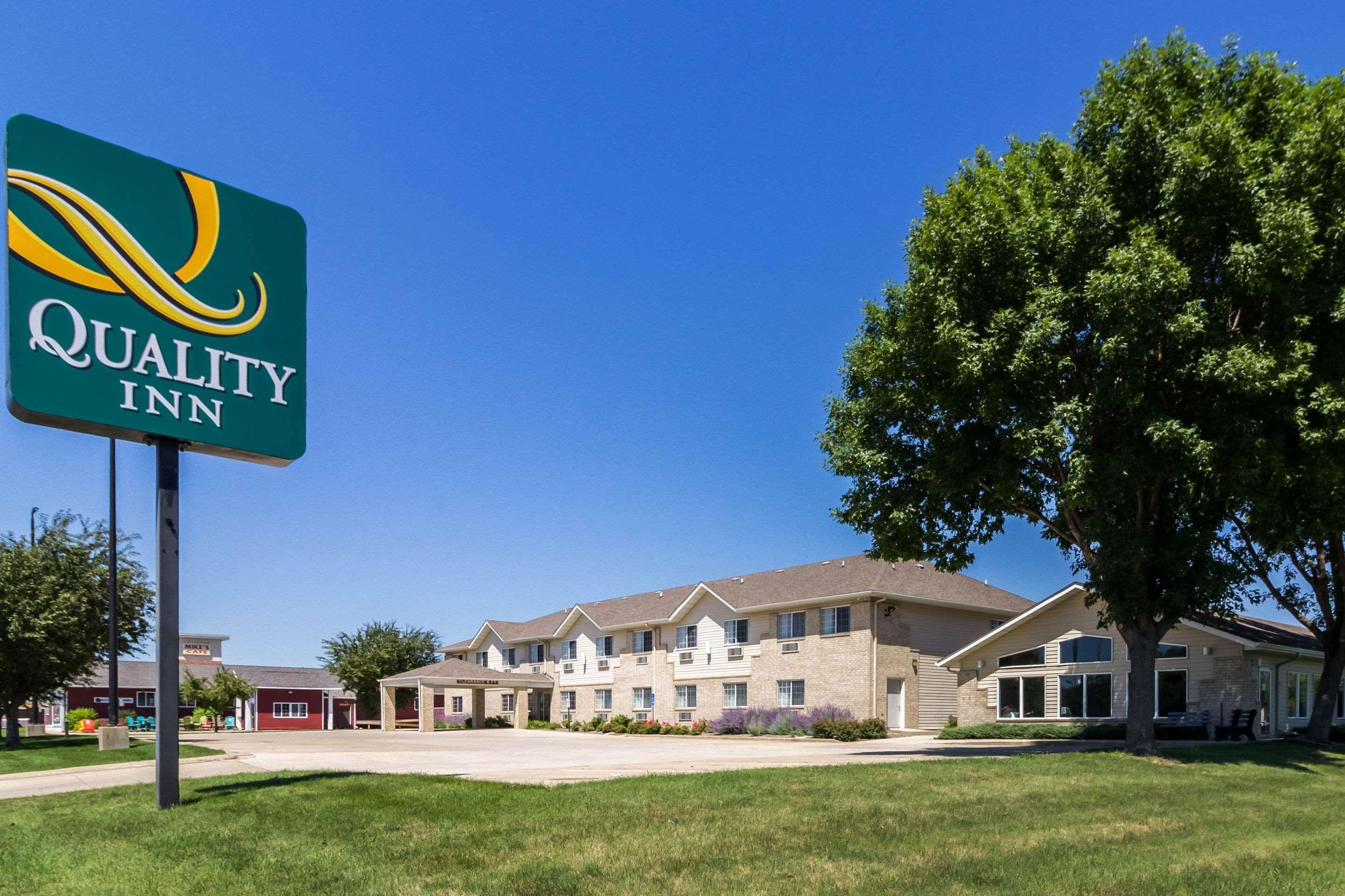 Quality Inn Marshall Mn Near University Екстериор снимка