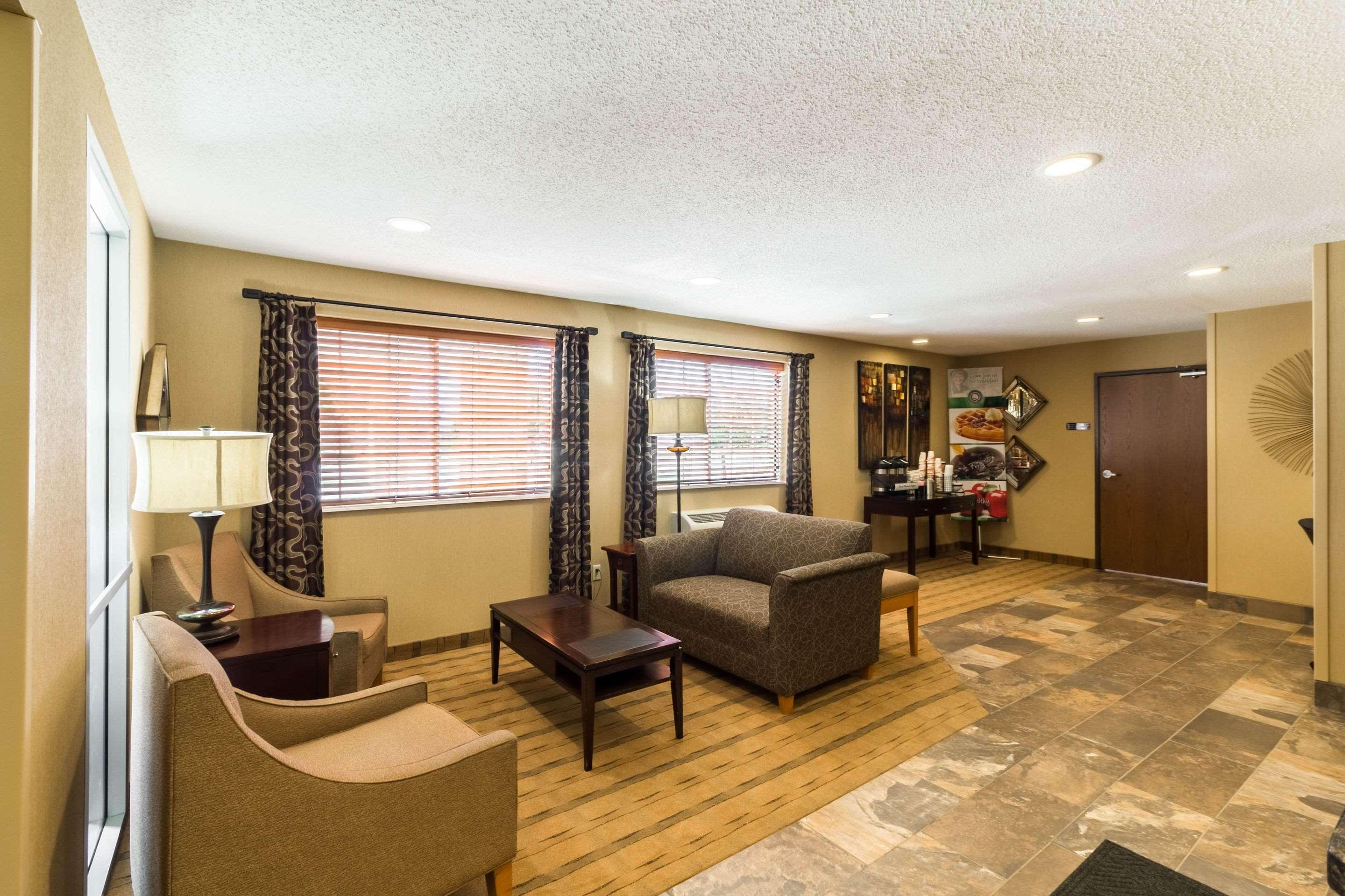 Quality Inn Marshall Mn Near University Екстериор снимка