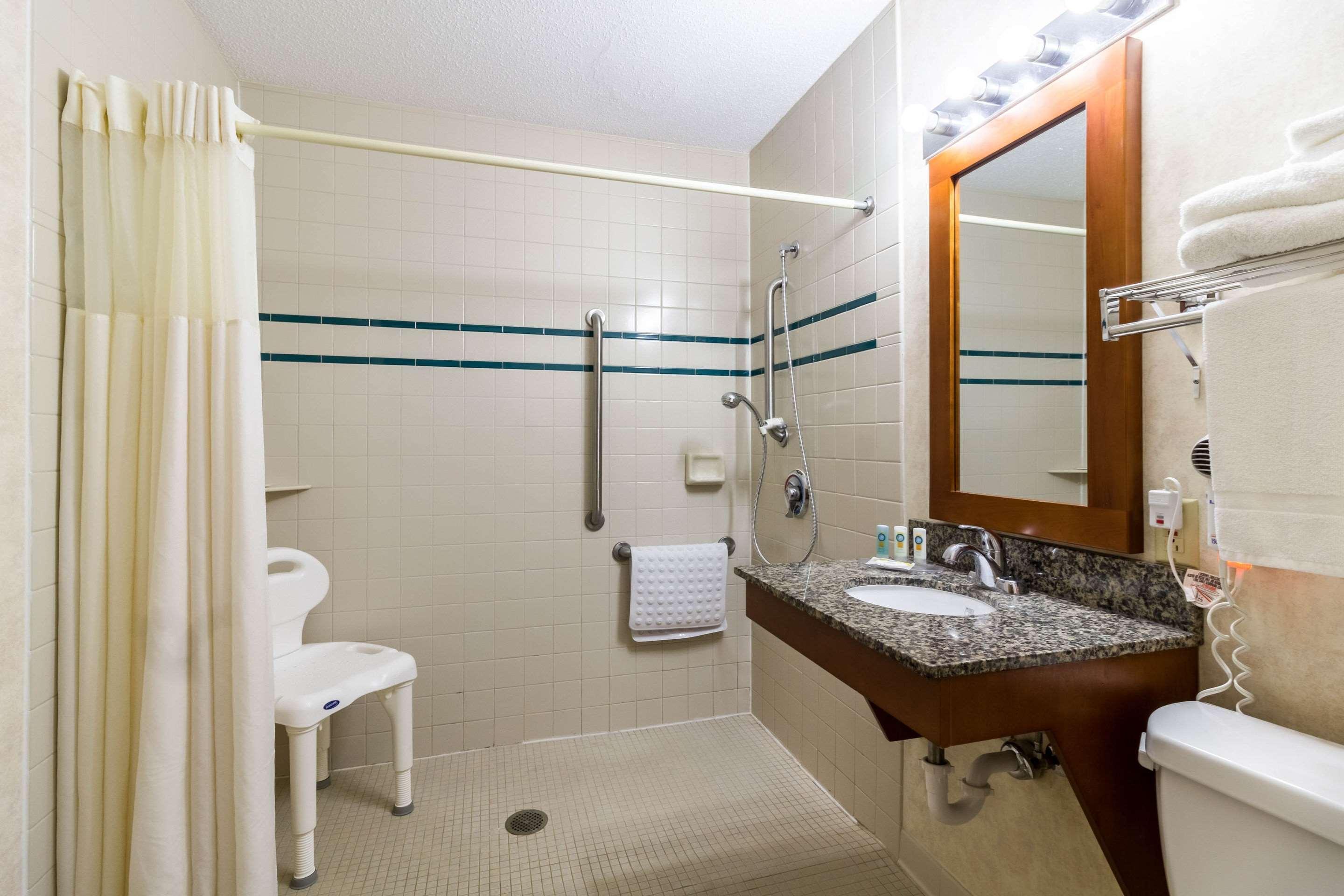Quality Inn Marshall Mn Near University Екстериор снимка